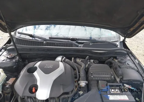 2015 Kia Optima Sx Turbo z USA, uszkodzony, nr VIN 5XXGR4A69FG397813